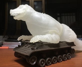 販売最安エクスプラス恐竜戦車　蓄光版 ウルトラセブン
