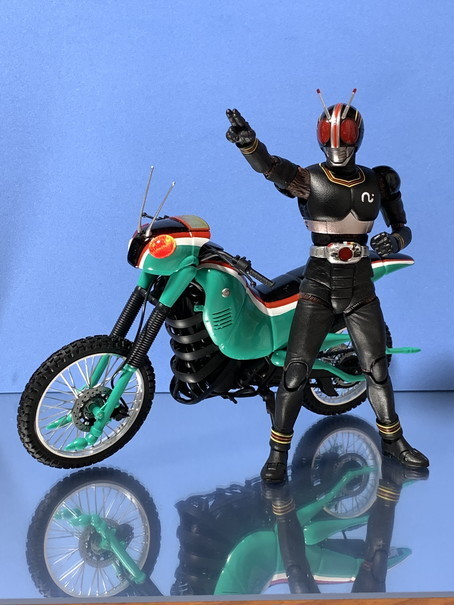 フジミ模型 1/12 バトルホッパー と真骨彫・仮面ライダーBLACK