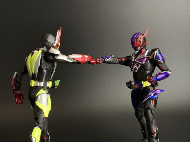 S.H.Figuarts 仮面ライダーエデン VS S.H.Figuarts 仮面ライダー